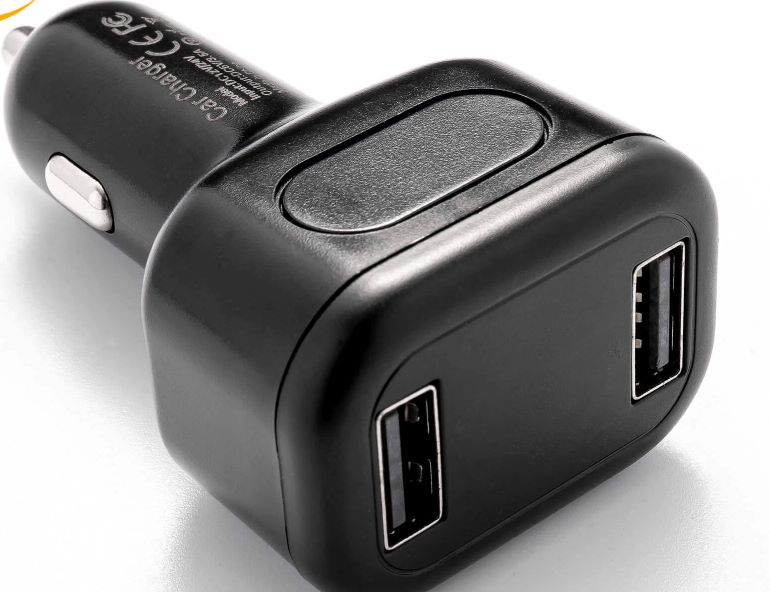 GPS TRACKER/ CAR CHARGER/2 USB PORTS
